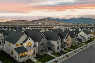 4392 W Bergen Ln, Lehi, UT 84043 - Photo 4