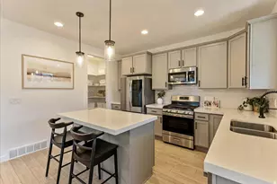 4392 W Bergen Ln, Lehi, UT 84043 - Photo 6