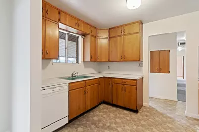 300 E 100 S, Morgan, UT 84050 - Photo 12