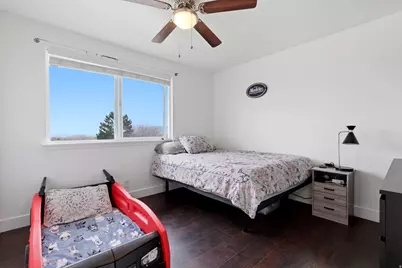 5419 W Westslope Dr S, Salt Lake City, UT 84118 - Photo 10