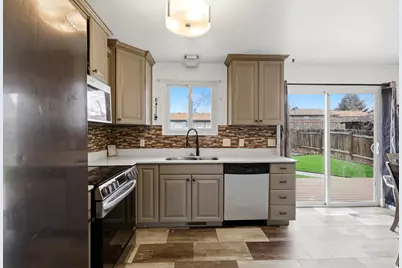 5419 W Westslope Dr S, Salt Lake City, UT 84118 - Photo 8