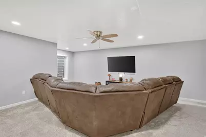 4035 E Oakland Hills Dr, Eagle Mountain, UT 84005 - Photo 24