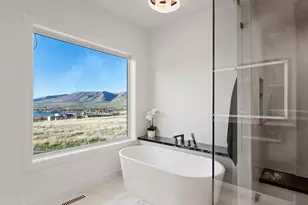 7554 E Dogwood Dr, Huntsville, UT 84317 - Photo 26