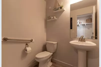 2079 S 1825 W, Woods Cross, UT 84087 - Photo 32