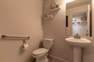 2079 S 1825 W, Woods Cross, UT 84087 - Photo 32