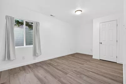 906 E Sam Cir, Clearfield, UT 84015 - Photo 28