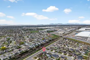 906 E Sam Circle, Clearfield, UT 84015 - Photo 40