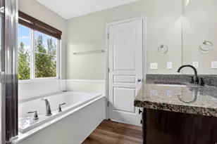 906 E Sam Circle, Clearfield, UT 84015 - Photo 16