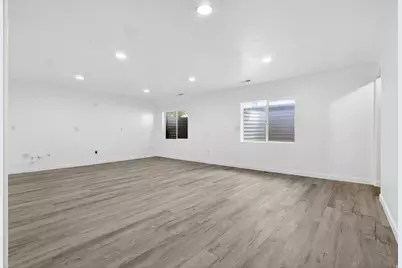 906 E Sam Cir, Clearfield, UT 84015 - Photo 22