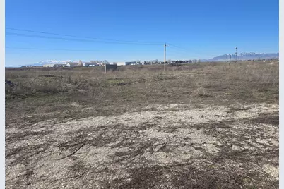 1211 E Center N, Lewiston, UT 84320 - Photo 4