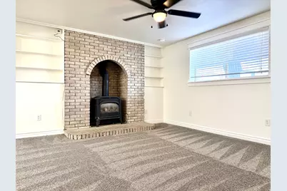 3267 W 440 S, Vernal, UT 84078 - Photo 12