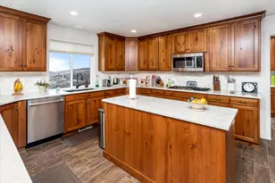 1510 S Mahogany Dr, Garden City, UT 84028 - Photo 30