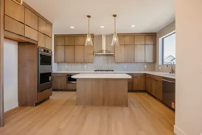 944 S Cloverfield Ct #267, Heber City, UT 84032 - Photo 4