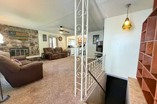 156 D St, Helper, UT 84526 - Photo 6