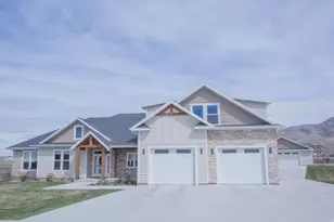 151 W 525 N, Hyde Park, UT 84318 - Photo 54