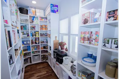 151 W 525 N, Hyde Park, UT 84318 - Photo 6