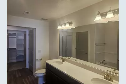 832 N 250 St E #B, Tooele, UT 84074 - Photo 4