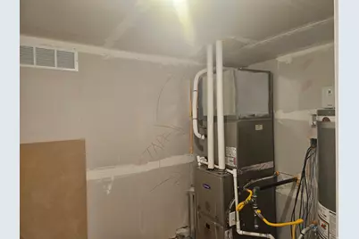 832 N 250 St E #B, Tooele, UT 84074 - Photo 14