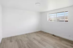 372 N Overland E, Tooele, UT 84074 - Photo 12