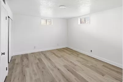 372 N Overland E, Tooele, UT 84074 - Photo 16