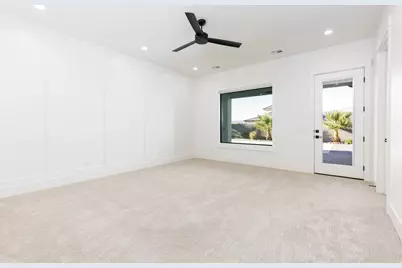 619 E Royal Dr, Washington, UT 84780 - Photo 8