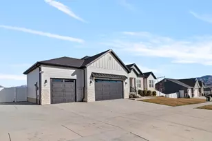 878 N High Pass Dr W, Saratoga Springs, UT 84045 - Photo 4