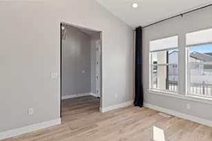 878 N High Pass Dr W, Saratoga Springs, UT 84045 - Photo 10