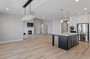878 N High Pass Dr W, Saratoga Springs, UT 84045 - Photo 20