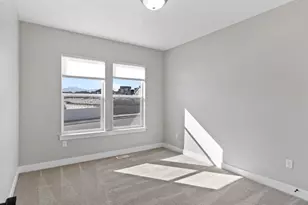 878 N High Pass Dr W, Saratoga Springs, UT 84045 - Photo 34