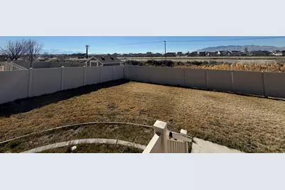 2471 W 2150 N, Lehi, UT 84048 - Photo 4