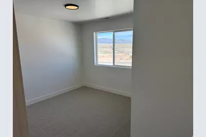 667 E Ryegrass Dr #302, Eagle Mountain, UT 84005 - Photo 12