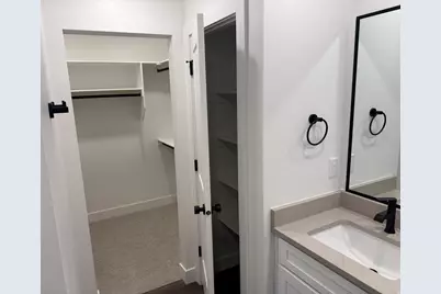 667 E Ryegrass Dr #302, Eagle Mountain, UT 84005 - Photo 10