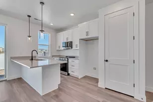 667 E Ryegrass Dr, Eagle Mountain, UT 84005 - Photo 4