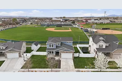 634 S 1550 W, Syracuse, UT 84075 - Photo 4