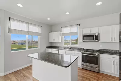 634 S 1550 W, Syracuse, UT 84075 - Photo 12