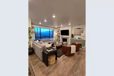 2240 E Laney Ave S #105, Holladay, UT 84117 - Photo 2