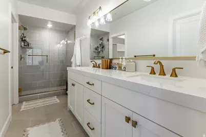 2240 E Laney Ave S #105, Holladay, UT 84117 - Photo 12