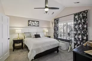 9101 S Enchanted Oak Ln, Sandy, UT 84094 - Photo 18