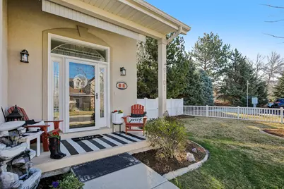 9101 S Enchanted Oak Ln, Sandy, UT 84094 - Photo 2