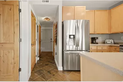 6605 Overland Dr #301, Park City, UT 84098 - Photo 8