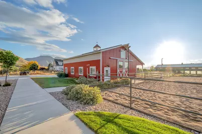 748 E Sierra View Dr S, Mapleton, UT 84664 - Photo 4