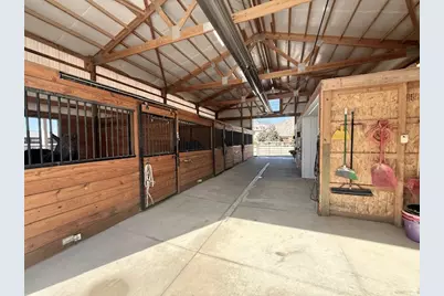 748 E Sierra View Dr S, Mapleton, UT 84664 - Photo 12