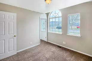 161 E 560 S, Smithfield, UT 84335 - Photo 14