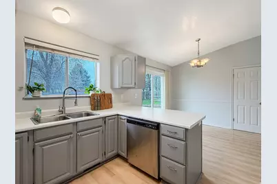 161 E 560 S, Smithfield, UT 84335 - Photo 8