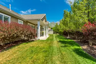 2420 E Royal Pne Cv, Cottonwood Heights, UT 84093 - Photo 50