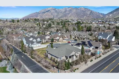2420 E Royal Pine Cv, Cottonwood Heights, UT 84093 - Photo 62