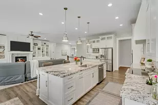 2420 E Royal Pne Cv, Cottonwood Heights, UT 84093 - Photo 12