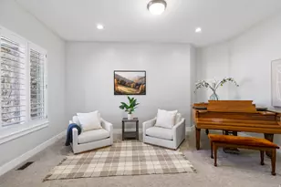 2420 E Royal Pne Cv, Cottonwood Heights, UT 84093 - Photo 8