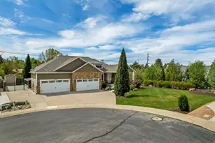 2420 E Royal Pne Cv, Cottonwood Heights, UT 84093 - Photo 44