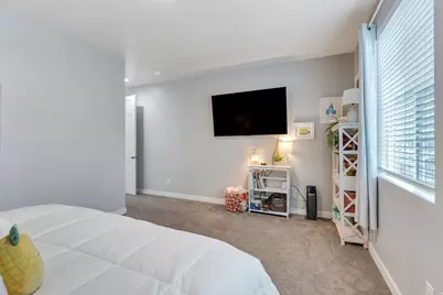 9874 N Bedford Ct, Highland, UT 84003 - Photo 12